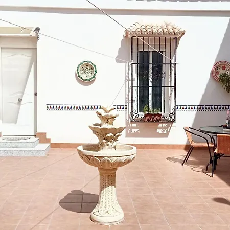 Charming House With Pool In Montilla *