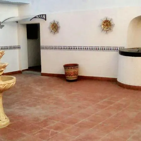 Charming House With Pool In Montilla 度假居 *